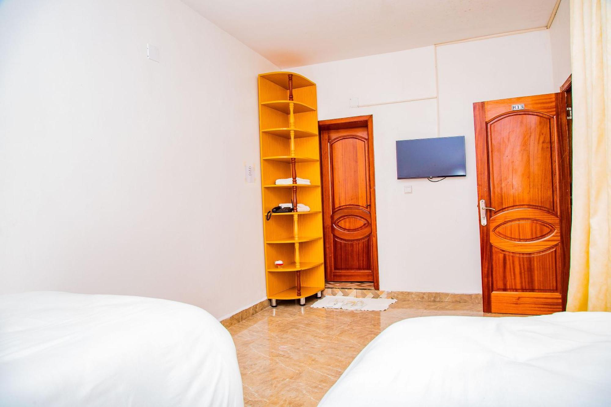 The Keza Hotel And Apartments Kigali Bagian luar foto